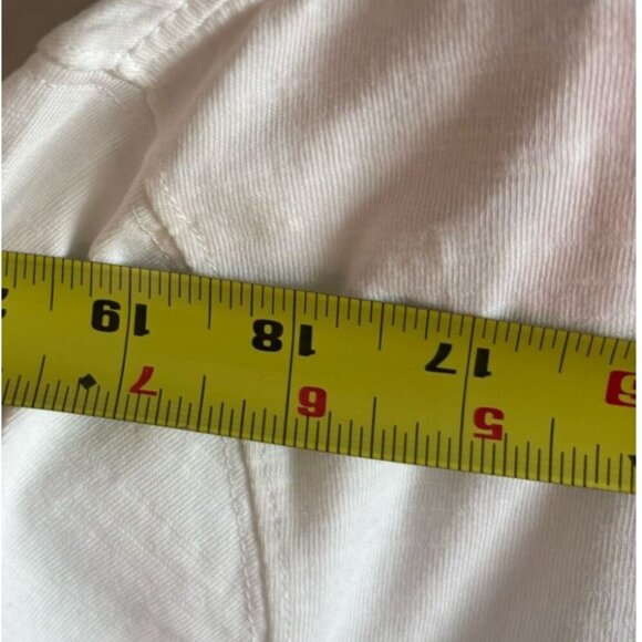 L L Bean Men Short Sleeve Round Neck Rainbow Graphic Cotton Shirt White Size XL - Picture 2 of 8